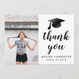 Photo noire de diplômé de Merci de casquette