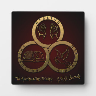 Photo Plaque de la Trinité des spiritualistes
