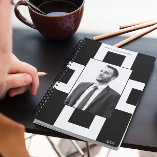 Photo professionnelle personnalisée en noir et bla