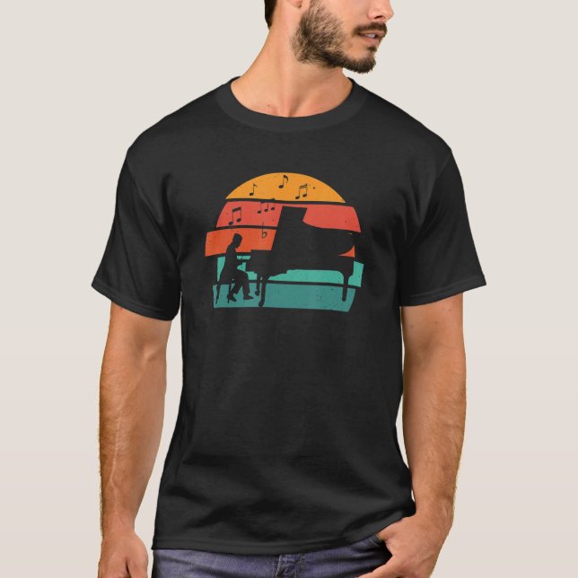 Pianist And Notes T-Shirt (Vorderseite)