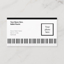 Pianist aus schwarzen Bändern und Rahmen