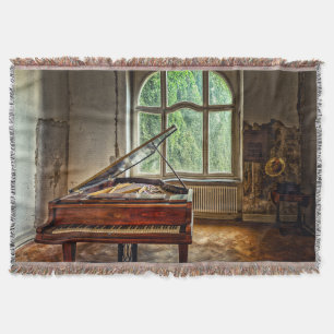 Piano in der Villa Decke