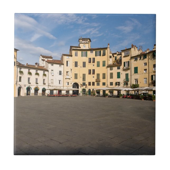 Piazza Anfiteatro Platz in Lucca - Toskana, Italie Fliese (Vorderseite)