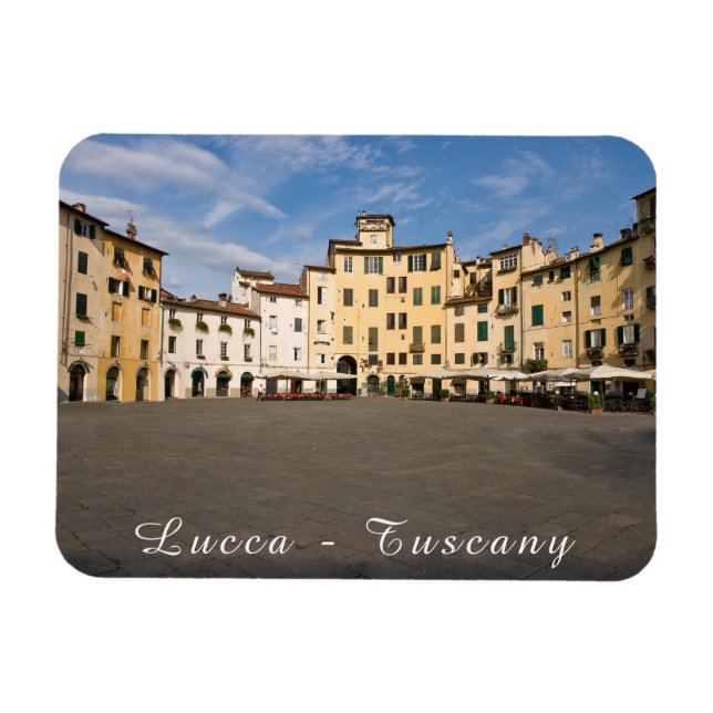 Piazza Anfiteatro Platz in Lucca - Toskana, Italie Magnet (Horizontal)