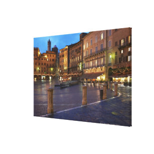Piazza Del Campo an der Dämmerung, Siena Leinwanddruck