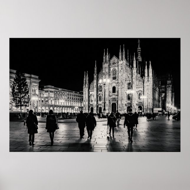 Piazza Night Scene, Mailand Poster (Vorne)