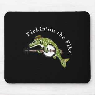 Pickin On The Pike Grafik für musikliebende Angler Mousepad