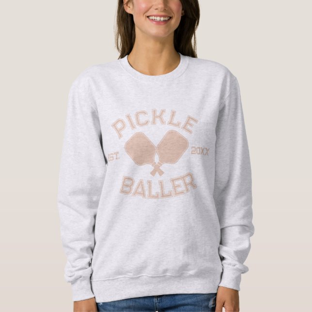 Pickle Baller Pickleball-Kollegialtypografie Sweatshirt (Vorderseite)