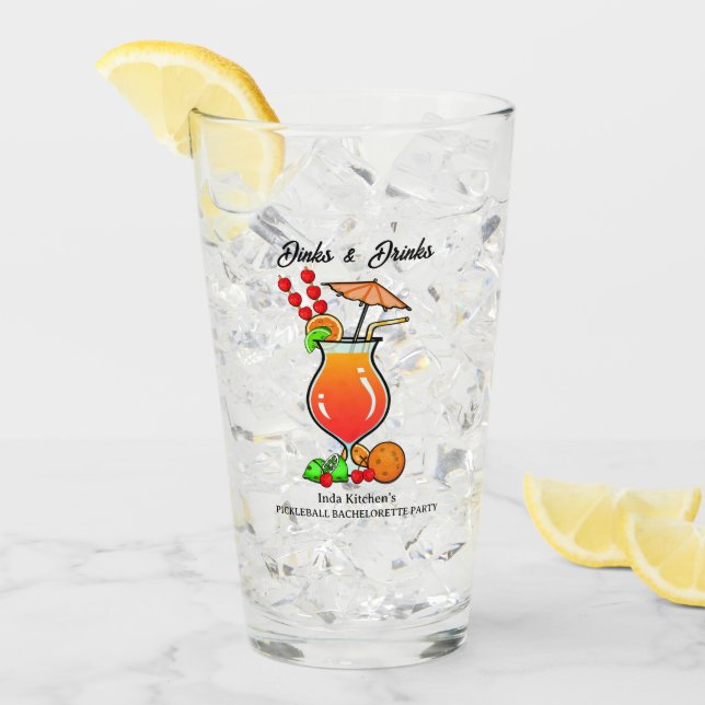 Pickleball Bachelorette Wedding Dinks & Drinks Glas (Vorderseite Ice)