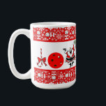Pickleball Christmas Joy Santa Ho Ho Ho Ho Snowbal Kaffeetasse<br><div class="desc">Die Weihnachtsfreude wird mit einem Bonbons, einem roten Pickleball und einem fröhlichen Weihnachtsmann mit einem Paddel geschrieben. Personalisieren Sie für Ihre Pickleball Court rec Liga Spieler, oder Ihren Lieblings-Pickleballer. Spaß pflückische Weihnachtsschmuck für sich selbst, für deinen pickleball liebenden Freund, Mama, Papa, Onkel, Tante, Bruder, Schwester, Nachbarin, Opa, Großmutter oder Arbeitsfreund,...</div>