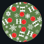 Pickleball Christmas Red Green Snowflakes Ho Ho Ho Runder Aufkleber<br><div class="desc">Grün und rot für Weihnachtsjubeln,  Schneeflocken verstreut in den roten Pickleballs auf einem grünen Weihnachtsbaum. Ho Ho Ho Merry Pickleball Weihnachten. Farbenfrohe pickleball-thematische Geschenksticker Weihnachtspickleball-Party-Aufkleber für Ihre pickleball-liebende Mutter,  Vater,  Onkel,  Tante,  Bruder,  Schwester,  Nachbarin,  Großpa,  Großmutter,  Ehemann,  Ehefrau,  Freund oder Arbeitskollege,  die nicht aufhören,  über Pickleball zu reden.</div>