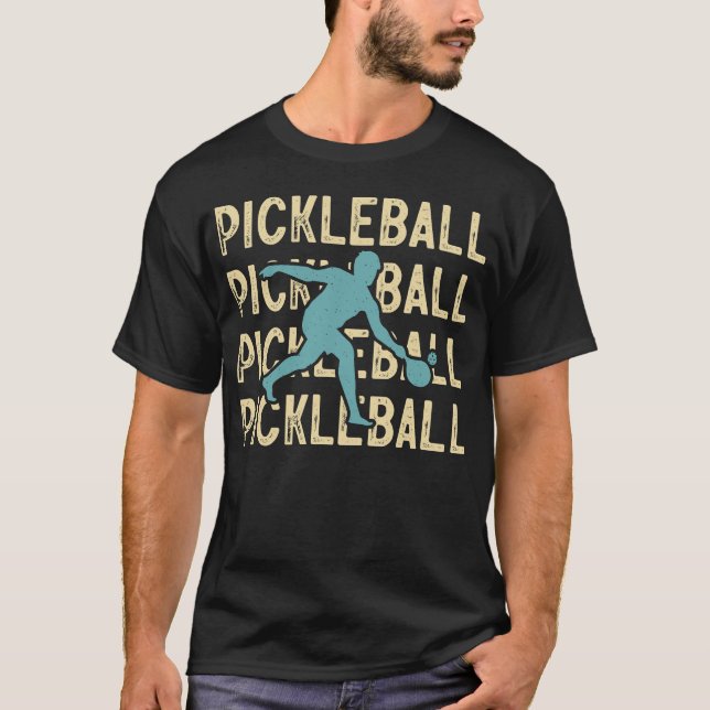 Pickleball fünf Mal mit einem Spieler, der auf den T-Shirt (Vorderseite)