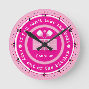 Pickleball: if you cant take the heat custom text runde wanduhr