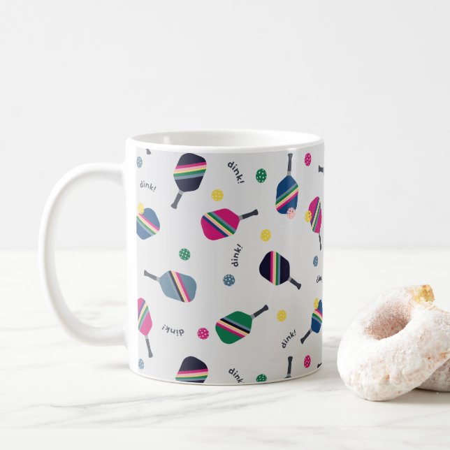 Pickleball Mug avec des pagaies rayées et Dink! (Avec donut)