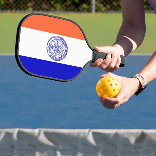Pickleball Paddle unter der Flagge von New York, U (InSitu)