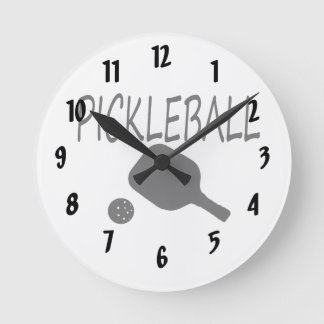 Pickleball w Paddle und Ball schwarz Runde Wanduhr
