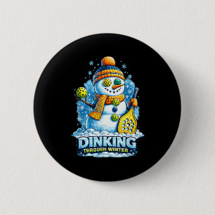 Pickleball-Winterschneemann dinkt durch den Winter Button