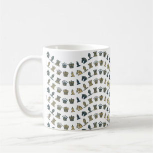 Pièces d'échecs dans la tasse de vagues