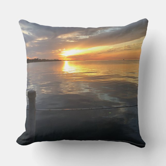 Pier Sunset Kissen (Vorderseite)