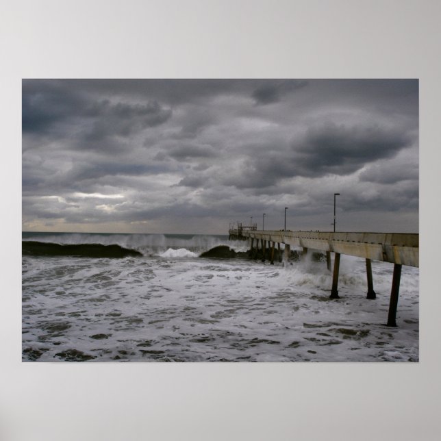 Pier vor dem Sturm Poster (Vorne)