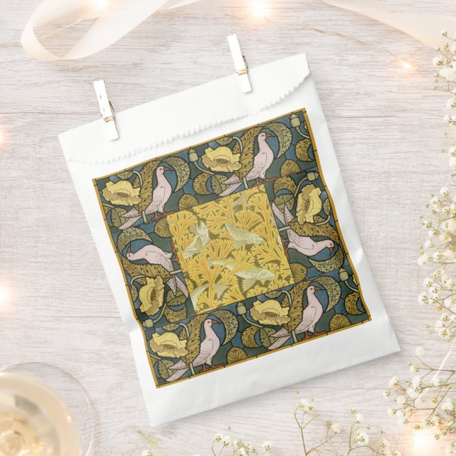 Pigeon Blue Yellow Fish Art Nouveau Geschenktütchen (Ausgeschnitten)