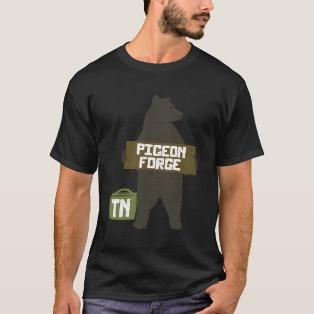 Pigeon Forge Tennessee Grosser, rauchiger Bär T-Shirt (Vorderseite)