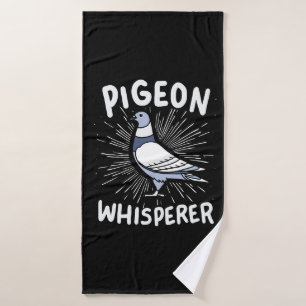Pigeon Whisperer Badehandtuch