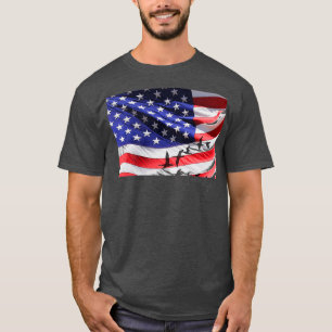 PigeonBird auf der amerikanischen Flagge T-Shirt