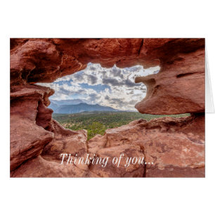 Pikes Peak à travers un trou dans la roche Carte P
