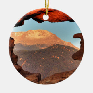 Pikes Peak durch Sandstone Hole 02 Keramik Ornament