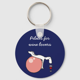 Pilates für Weinliebhaber Schlüsselanhänger, lila Schlüsselanhänger