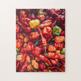 Pile der Paprikaschoten des roten Chilis