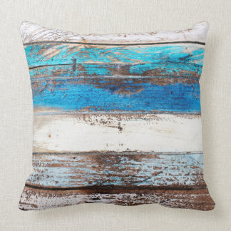 Pillow with driftwood pattern kissen