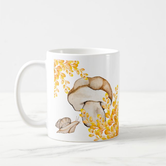 Pilz, Schnecke und gelbe Zweige im Herbst Kaffeetasse (Links)
