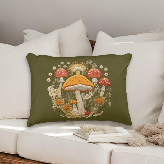 Pilz- und Wildblume-Kernstück Dekokissen (Von Creator hochgeladen)