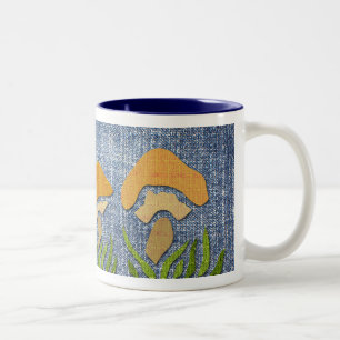 Pilze auf Denim-Tasse Zweifarbige Tasse