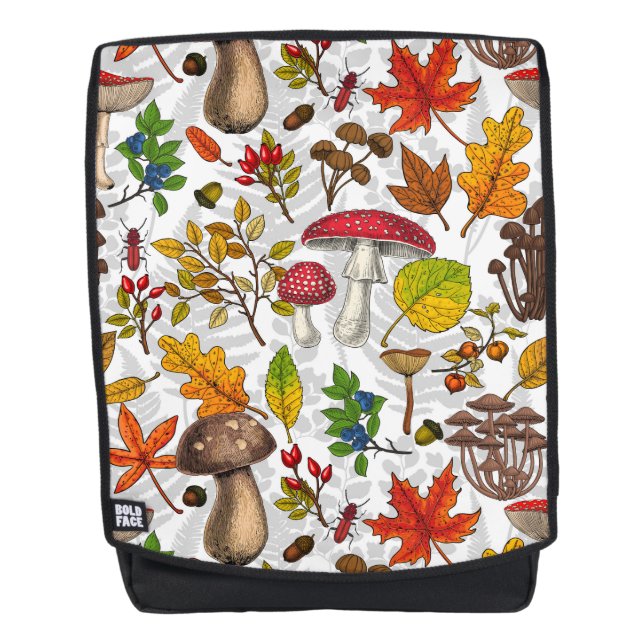 Pilze, Blätter, Nüsse und Beeren im Herbst auf Wei Rucksack (Vorderseite)
