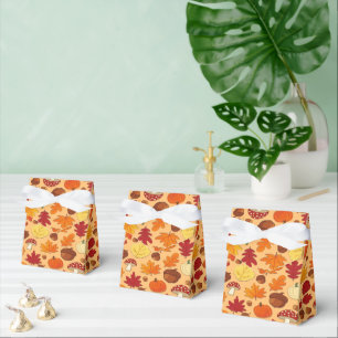 Pilze und fallende Blätter Verzauberter Herbst Geschenkschachtel
