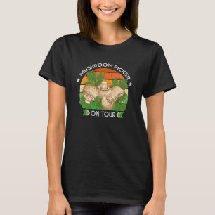 Pilzjäger Picker Pilze während Wanderung pflücken T-Shirt
