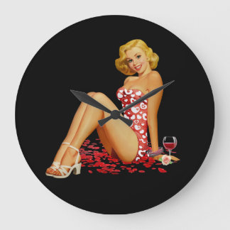 'Pin Up Girl' horloge noire avec une torsion sexy