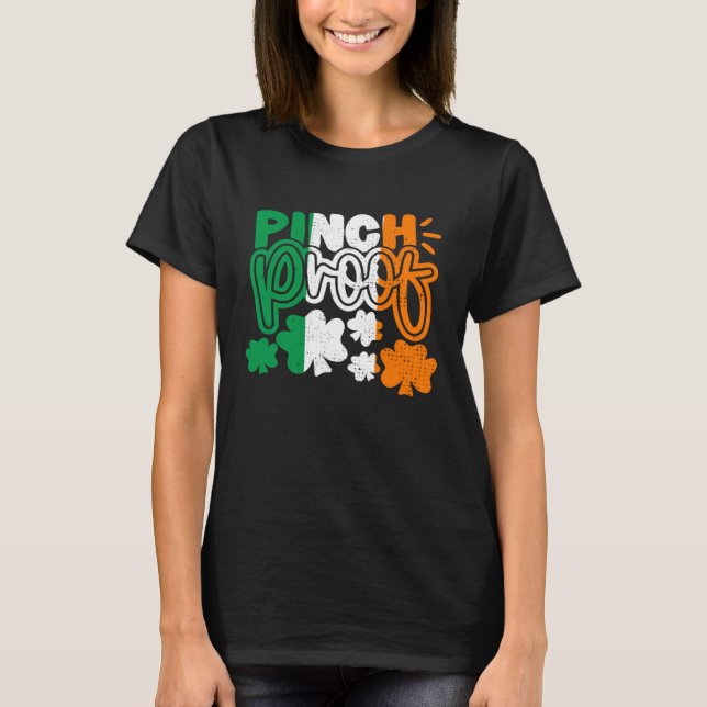 Pinch Proof Shamrock C St Patricks Day Irish Flag T-Shirt (Vorderseite)