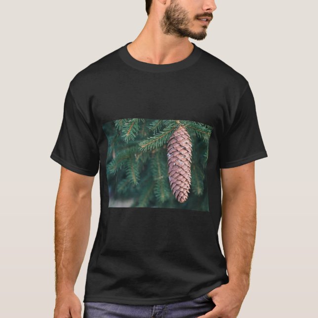 Pine Cones & Fir Tree Art T-Shirt (Vorderseite)
