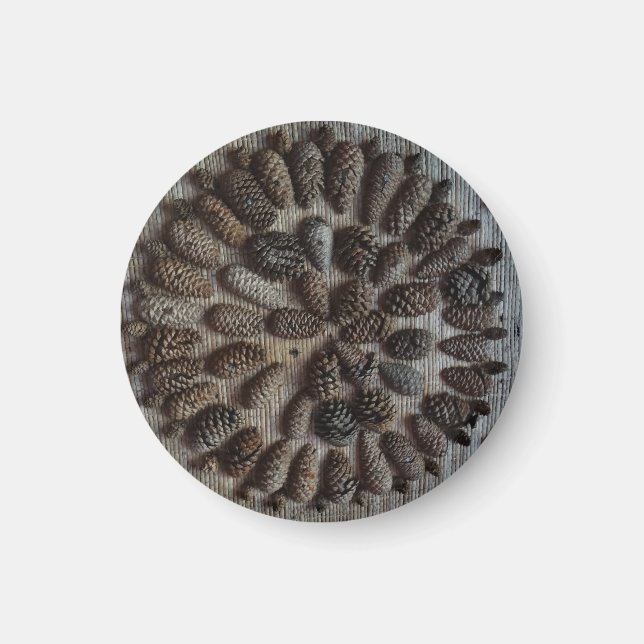 Pine Cones Mandala Small, 3,2 cm, Round Magnet (Vorne)