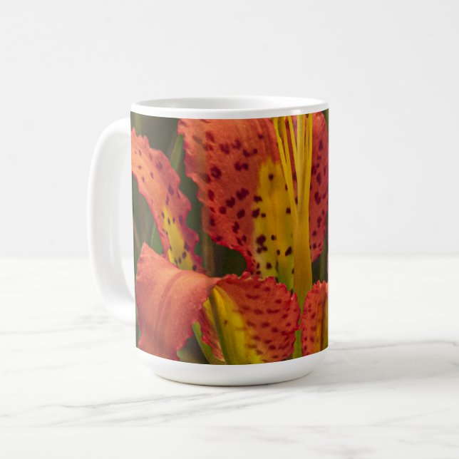 "Pine Lily" Premium Key chain Kaffeetasse (Vorderseite Links)
