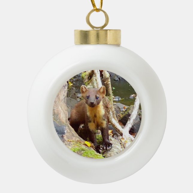 Pine Marten Keramik Kugel-Ornament (Vorderseite)