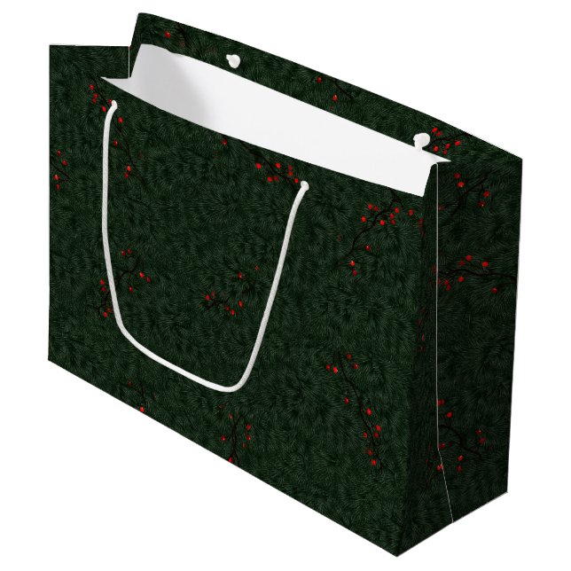 Pine Needles und Red Berries Große Geschenktüte (Vorderseite Schrägansicht)
