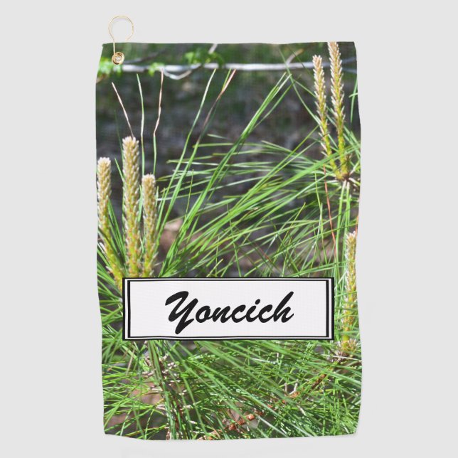 Pine Needles von Kenneth Yoncich Golfhandtuch (Vorderseite)