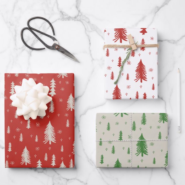 Pine Tree Snowflake Doodle Red Beige Green Trio Geschenkpapier Set (Vorderseite)