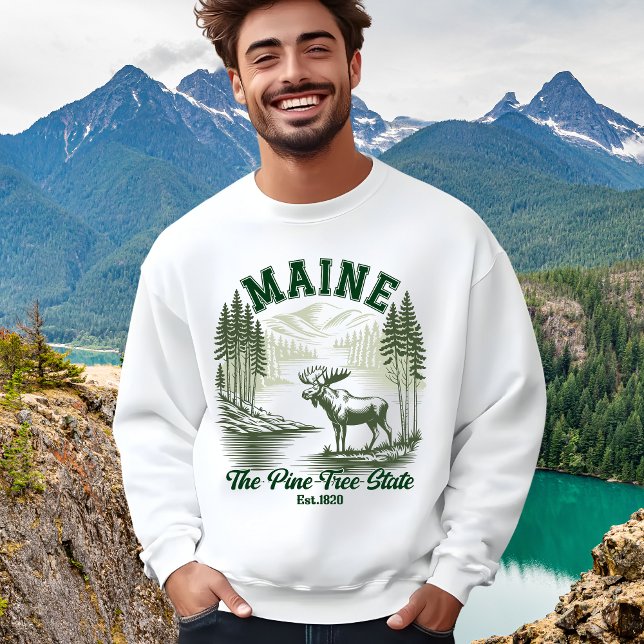 Pine Tree State Moose and River Artwork Sweatshirt (Von Creator hochgeladen)