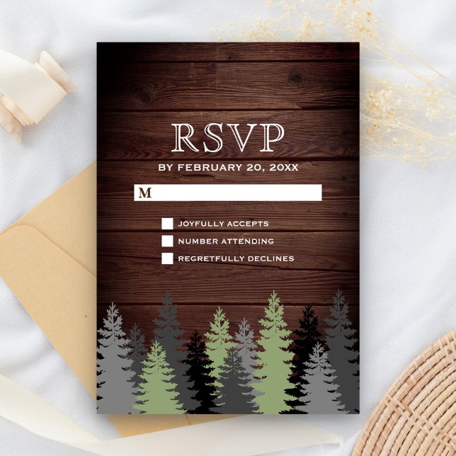Pine Trees Rustic Wood Winter Wedding RSVP Karte (Von Creator hochgeladen)